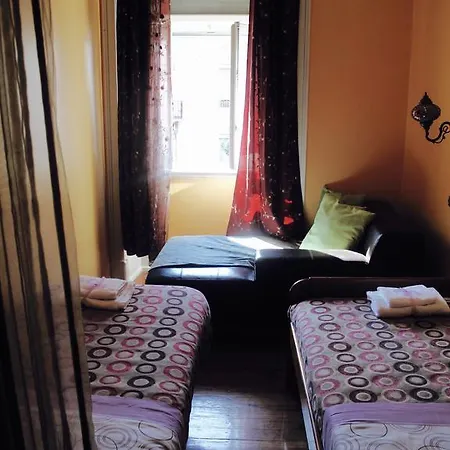 Istanbul Hostel *