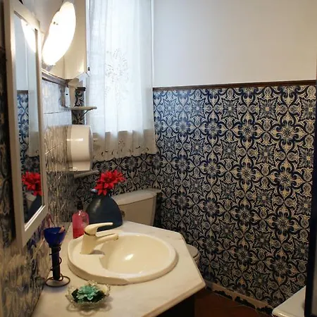 Istanbul Hostel *