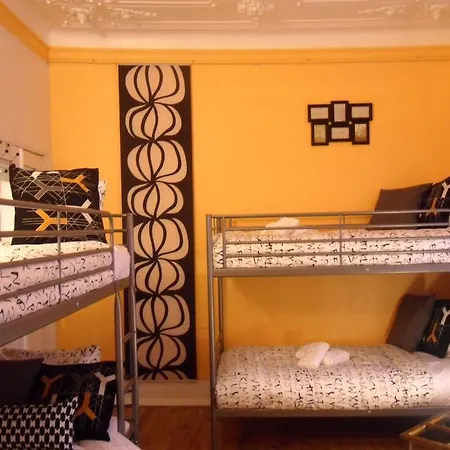 Istanbul Hostel *